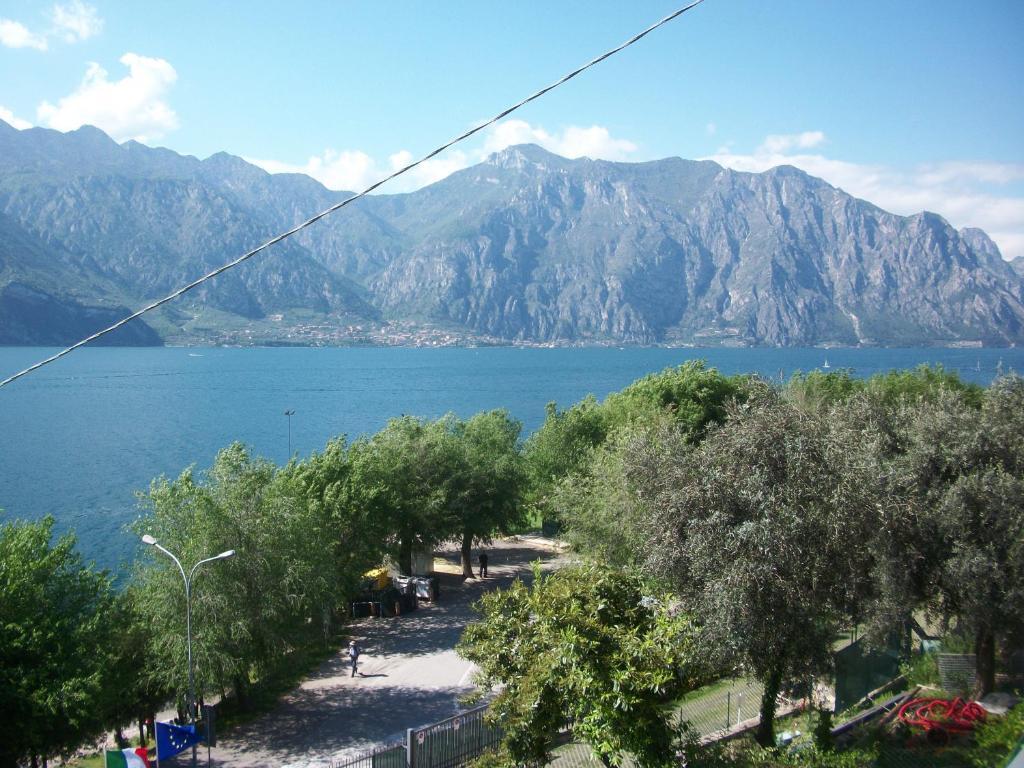 Hotel Casa Marinella Malcesine Zewnętrze zdjęcie